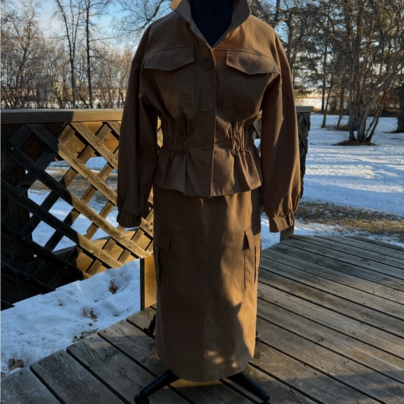 MELLODAY Beige Button-Up Ensemble - Picture 2 of 16